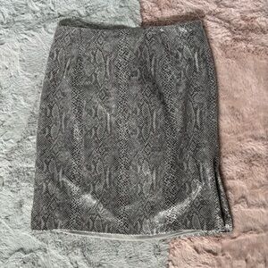 Vintage janine snake print skirt